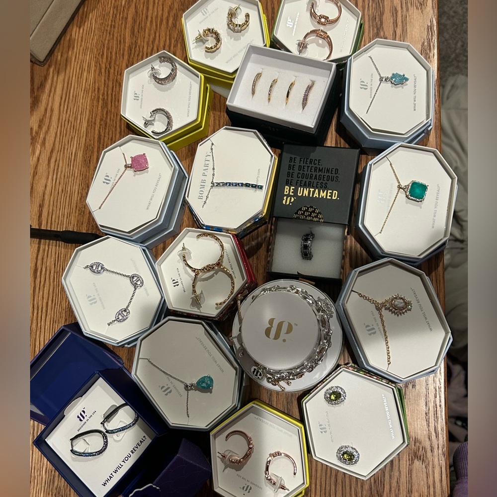 Bomb Party Lot